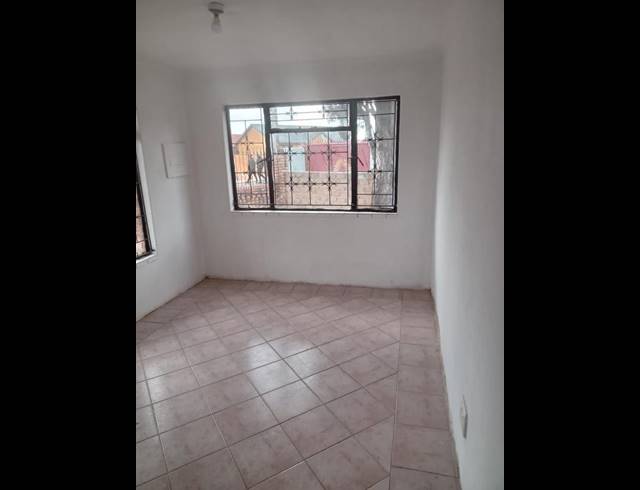 3 BEDROOM HOUSE FOR SALE IN LEBANON